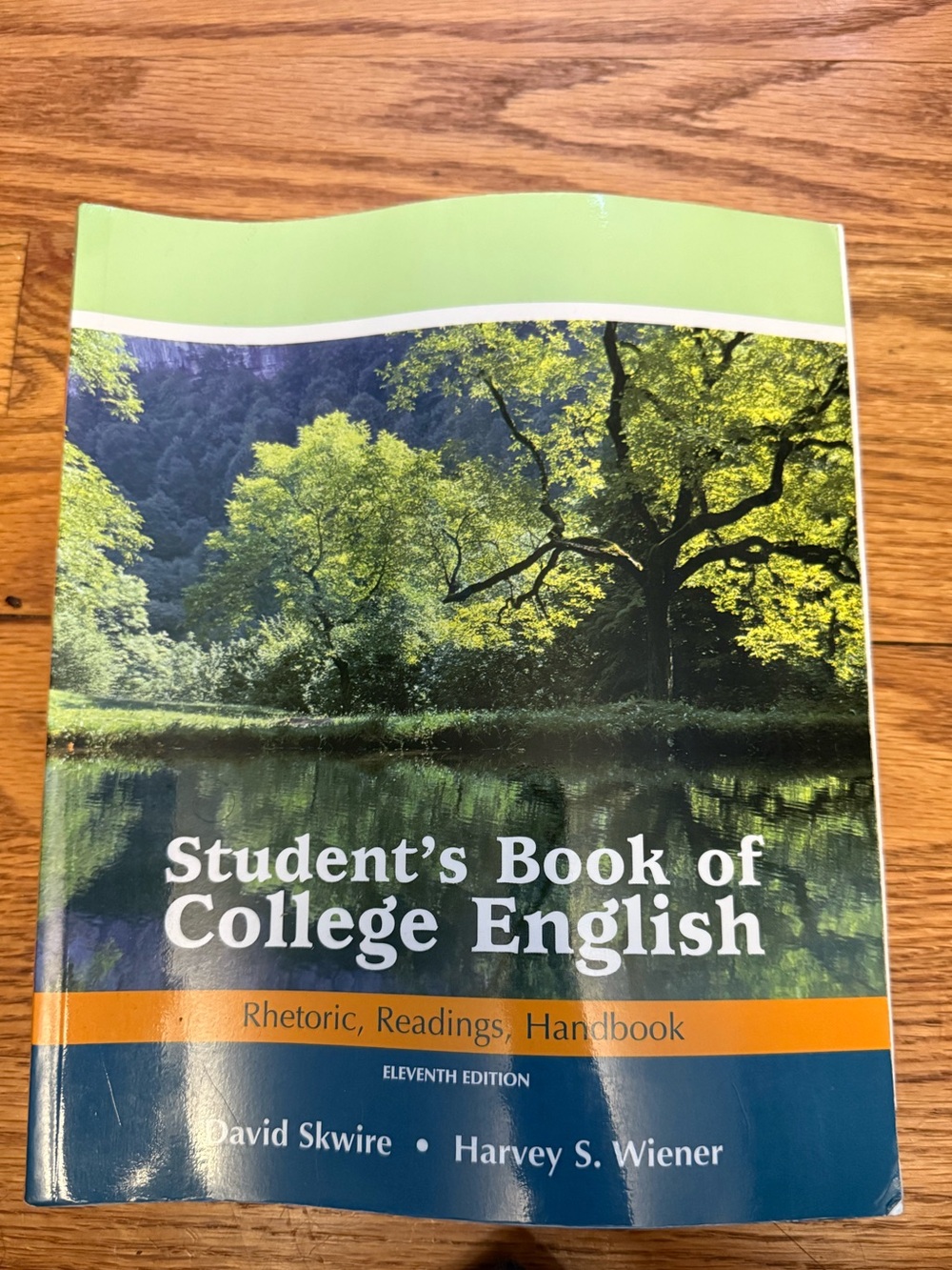 Student's Book of College English - Green Cover